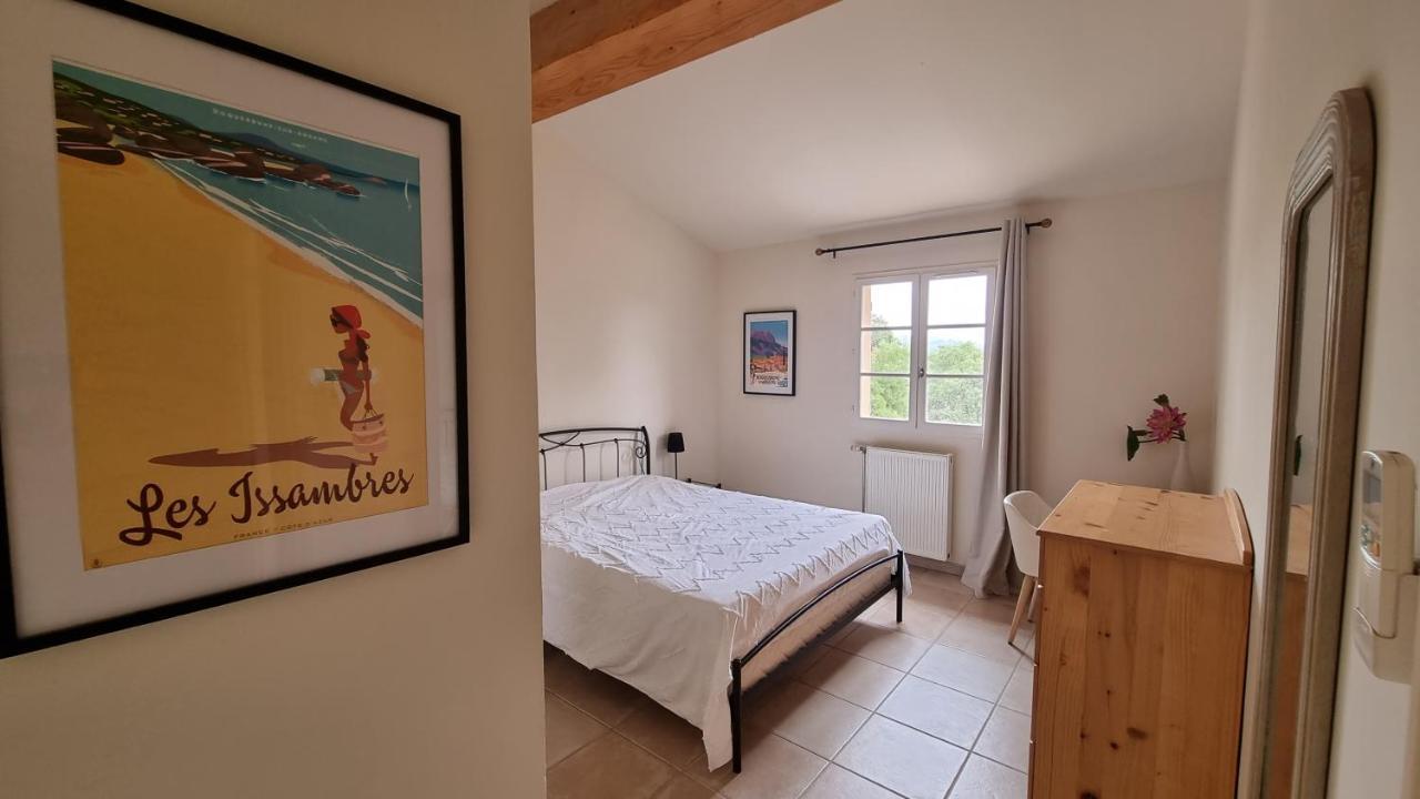 Villa au golf de St-Endréol La Motte Esterno foto
